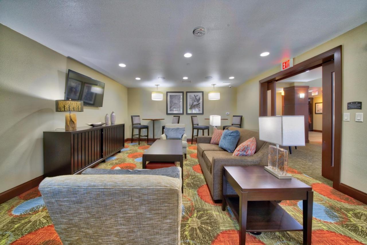 Staybridge Suites Lubbock South By Ihg Exterior foto
