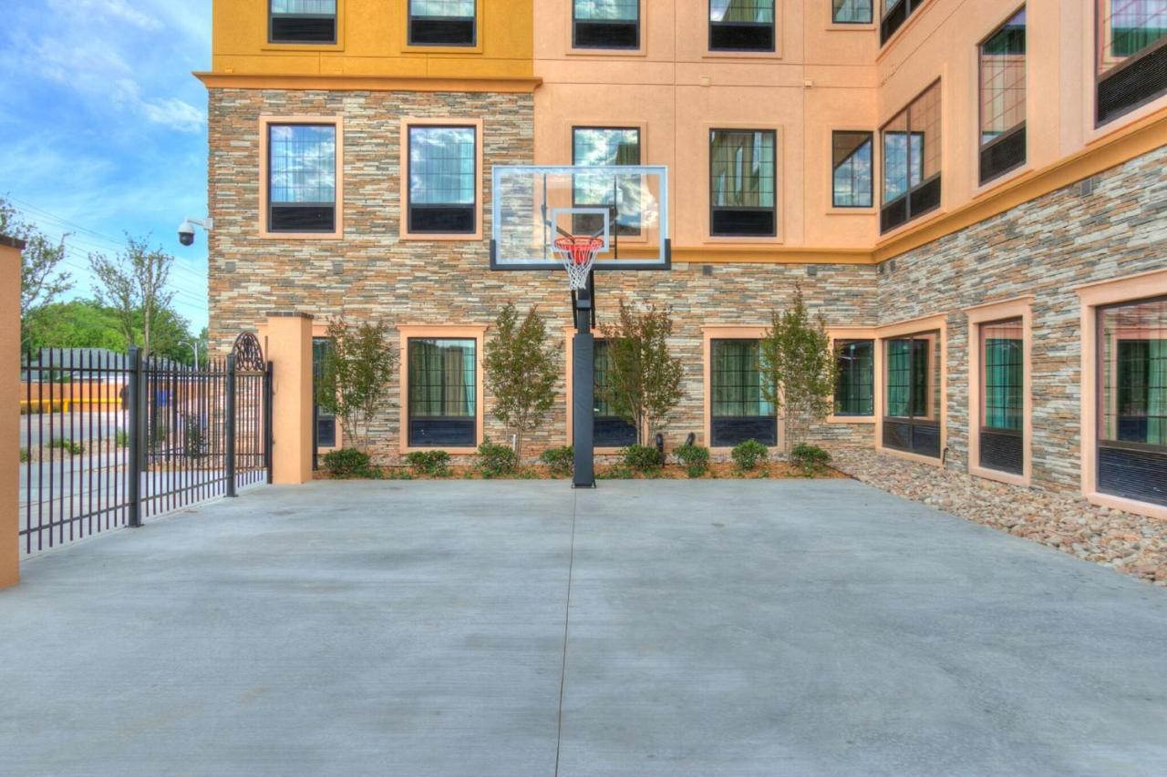 Staybridge Suites Lubbock South By Ihg Exterior foto